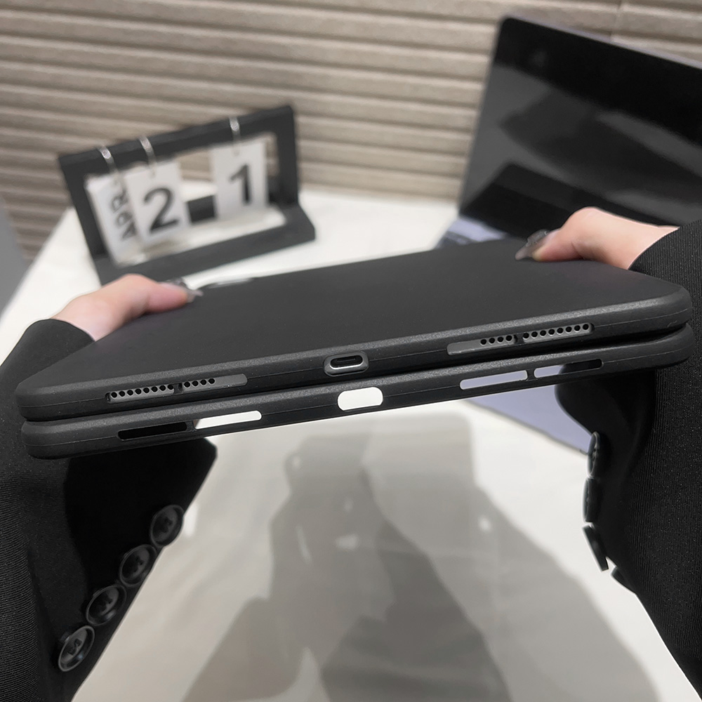 غطاء حماية بسيط وأنيق بخطوط بي - مراجعة Poco Tablet Accessories وسعره